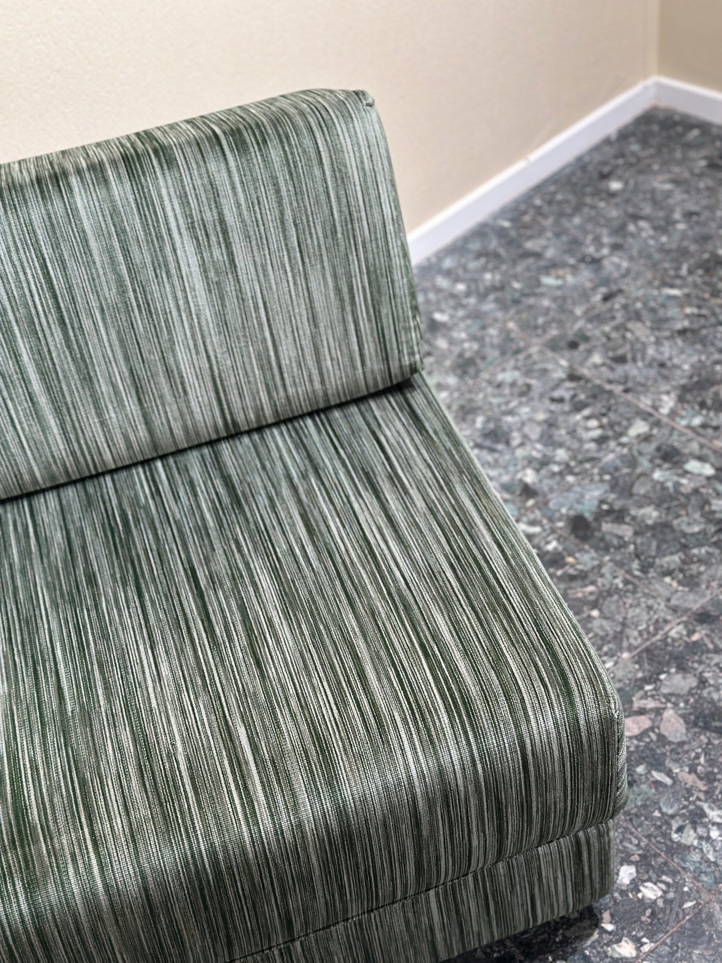 Vintage Fold Out Lounge Chair Daybed