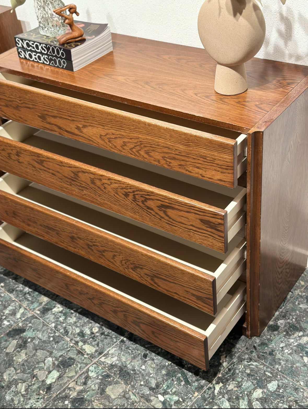 Vintage Wengé Bedroom Set
