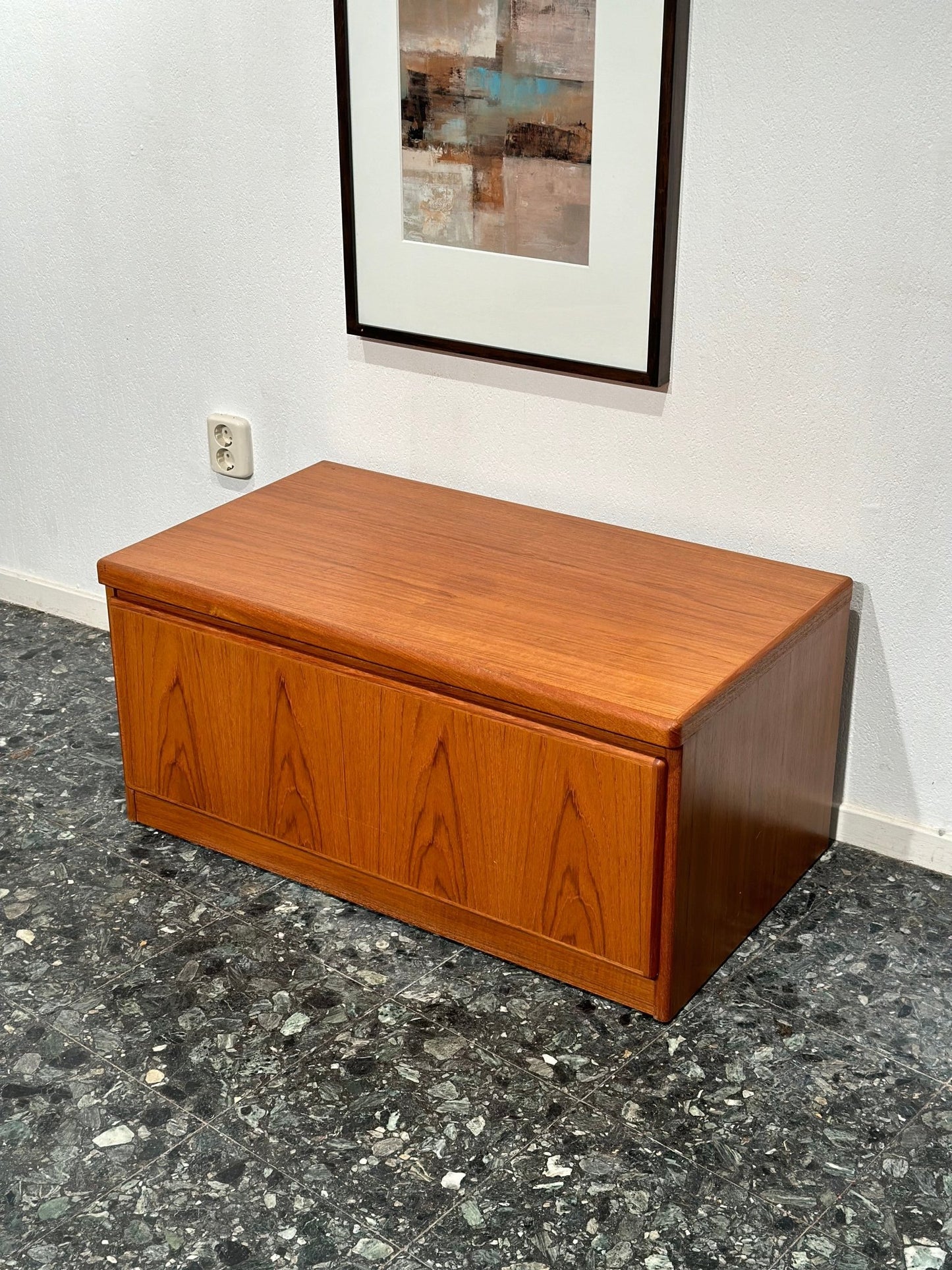 Vintage 1970s Sideboard - Lattico
