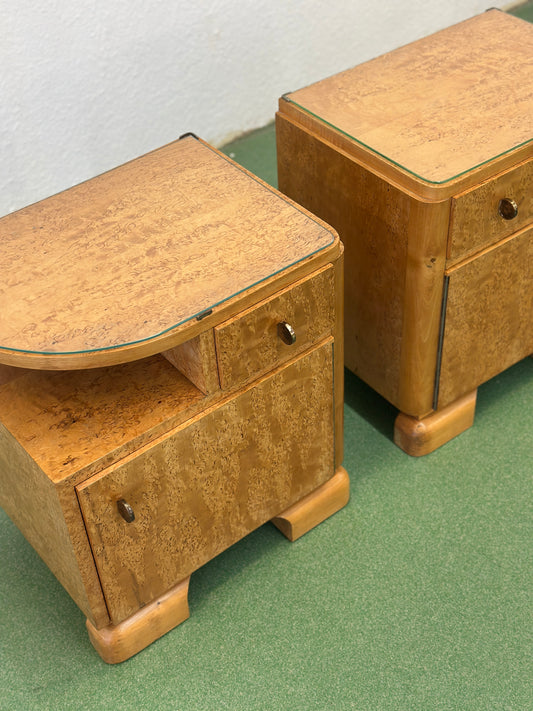 Art Deco Bird’s-Eye Maple Nightstands, France, 1930s