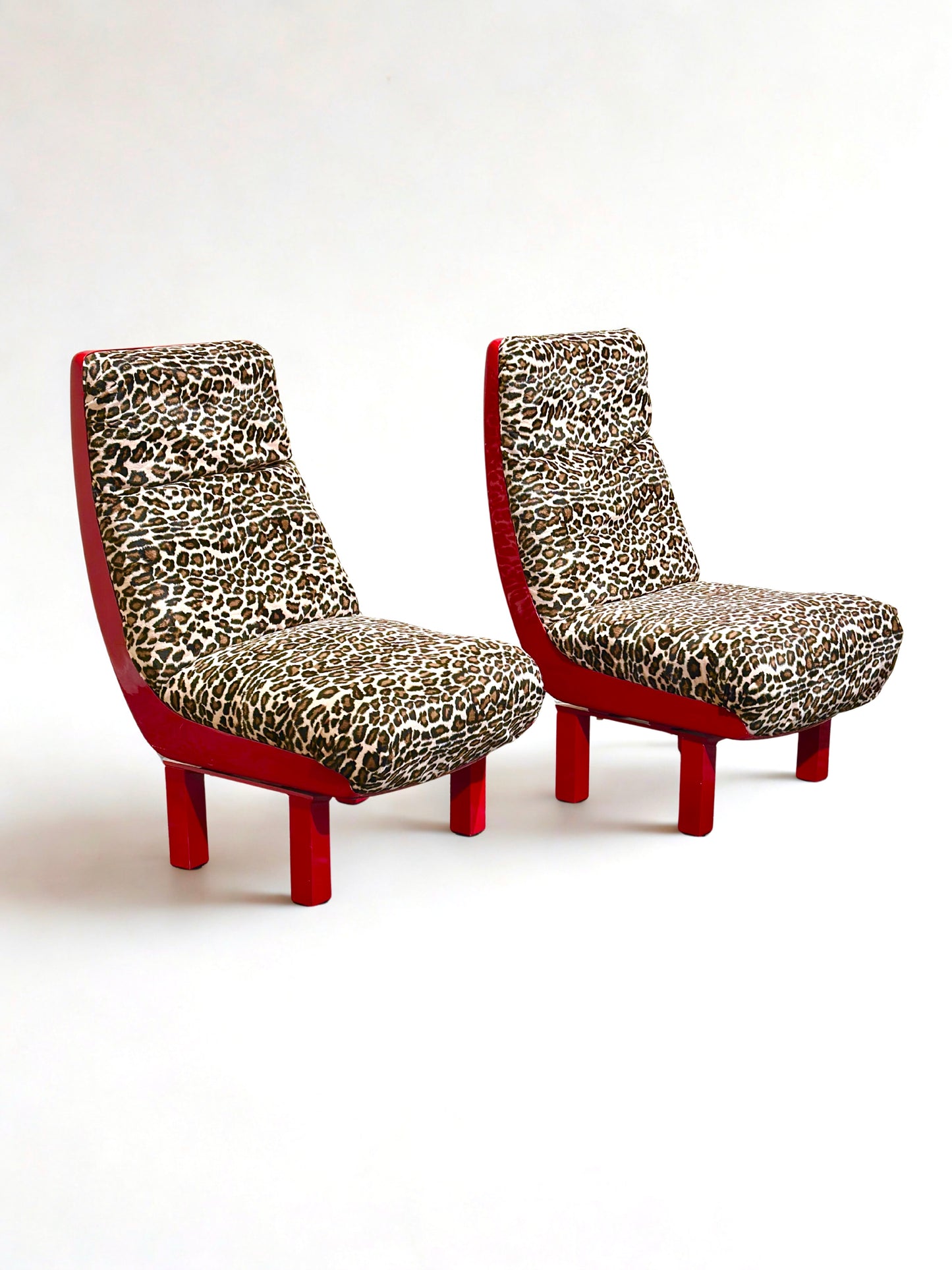 Set Italian Postmodern Leopard Lounge Chairs – 1980