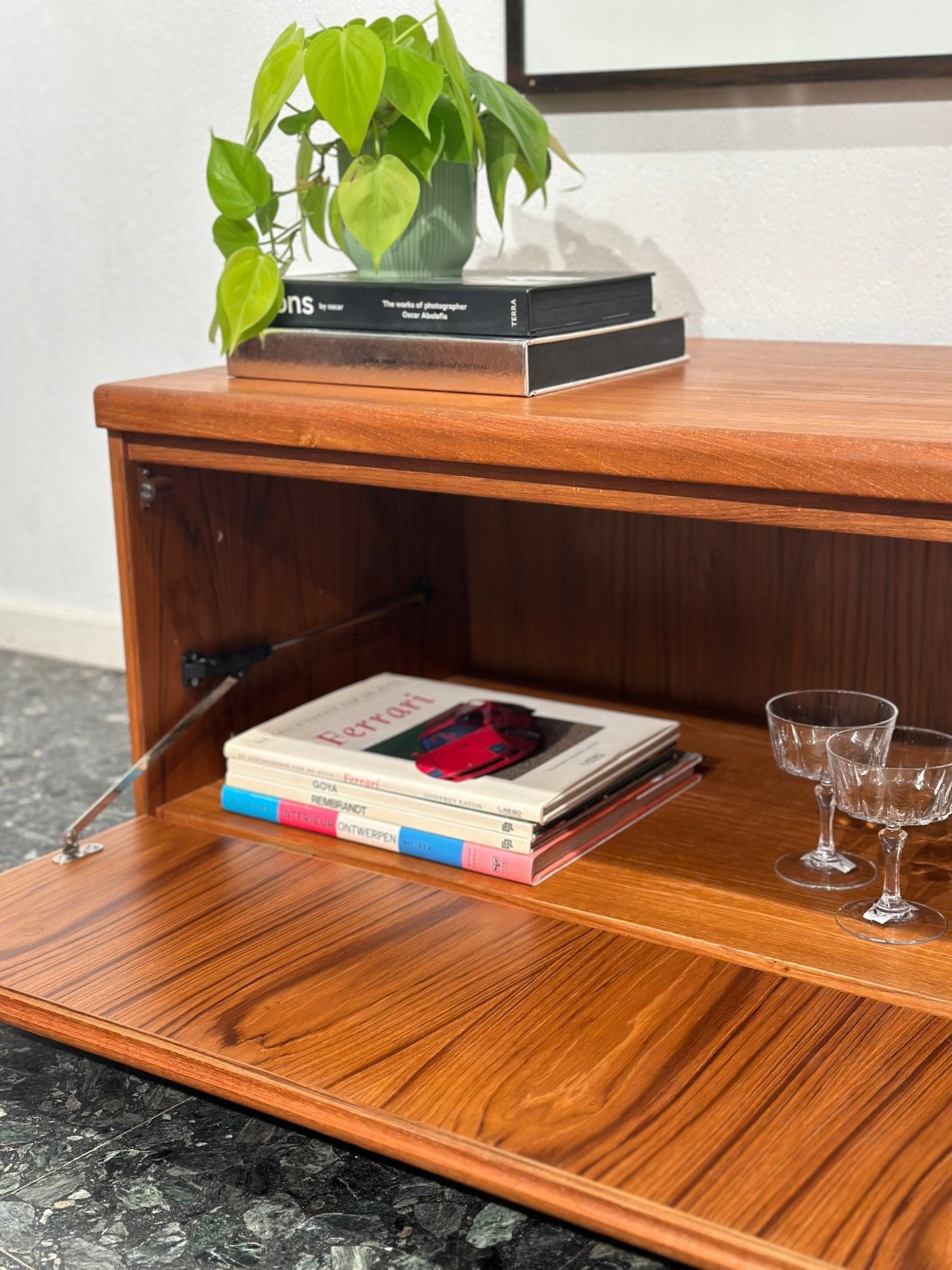 Vintage 1970s Sideboard - Lattico