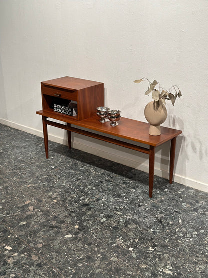 Elegant 1960s Dressing Table - Gossip Bench