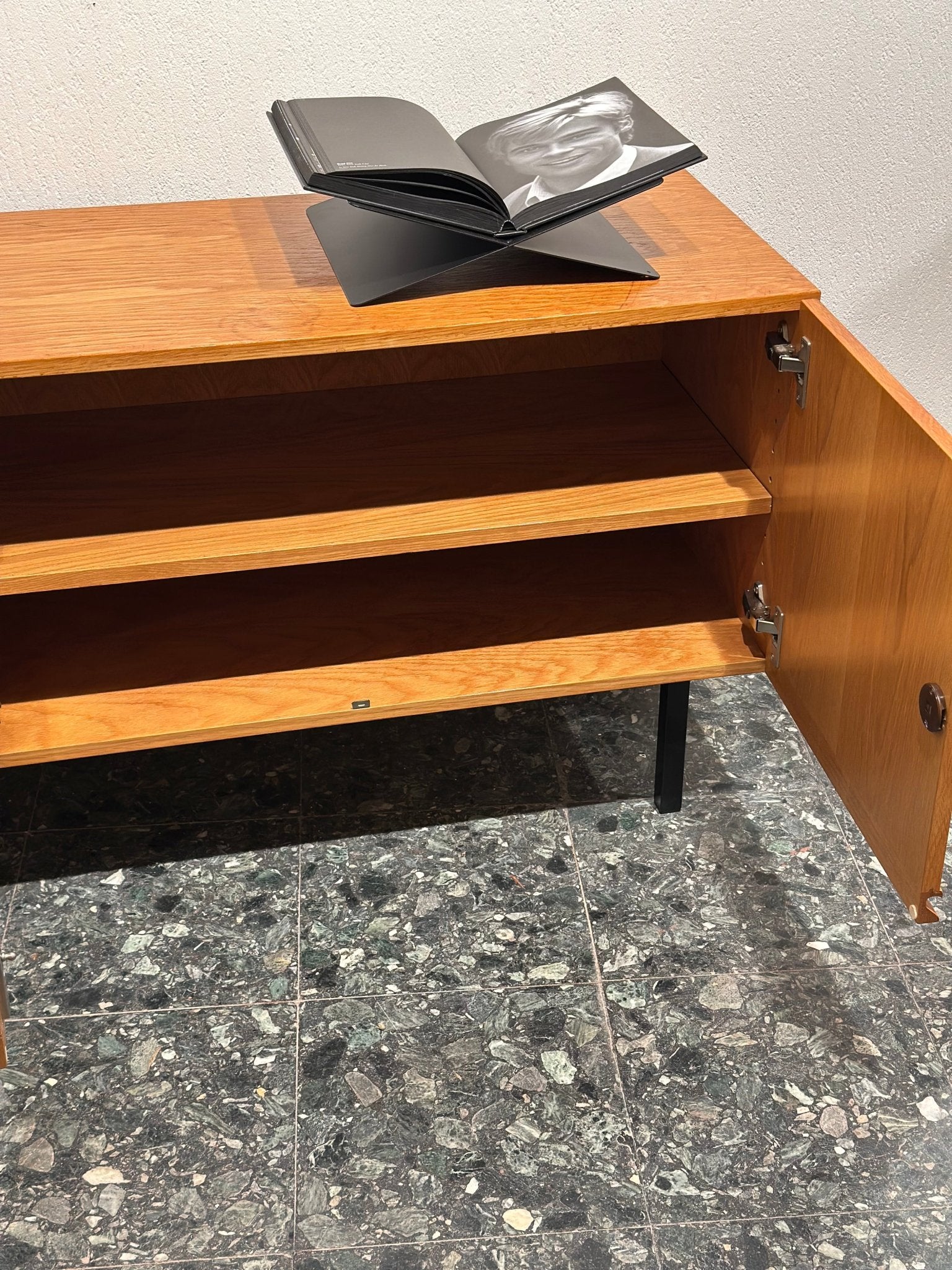 Midcentury Vintage Sideboard - Lattico