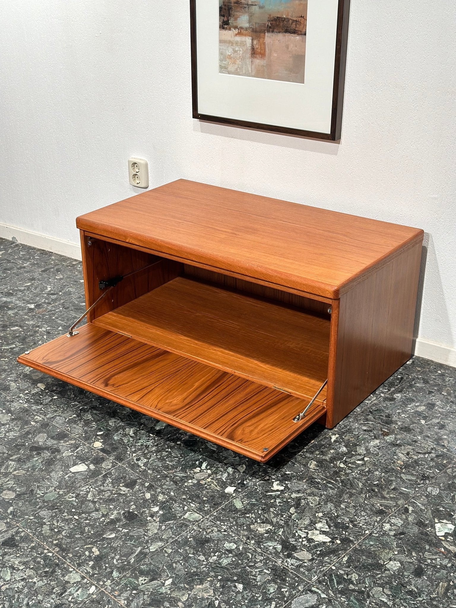 Vintage 1970s Sideboard - Lattico