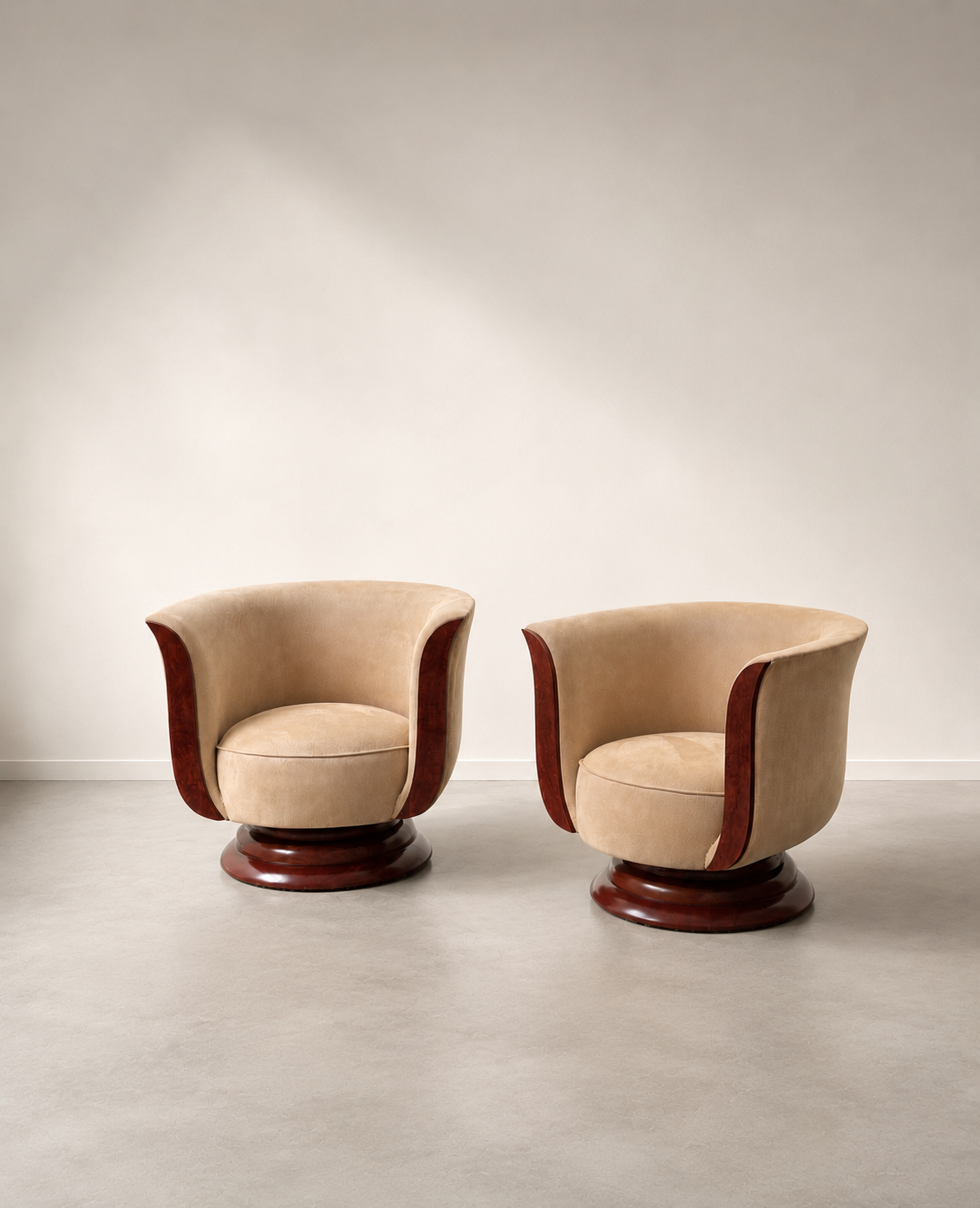 Paar Art Deco Tulip loungefauteuils – Hôtel Le Malandre
