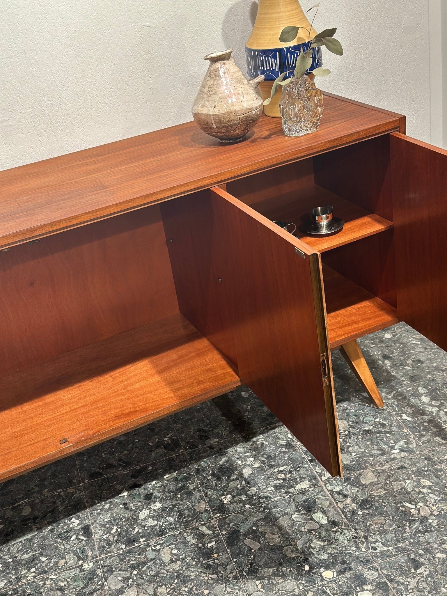 Midcentury Sideboard - Lattico