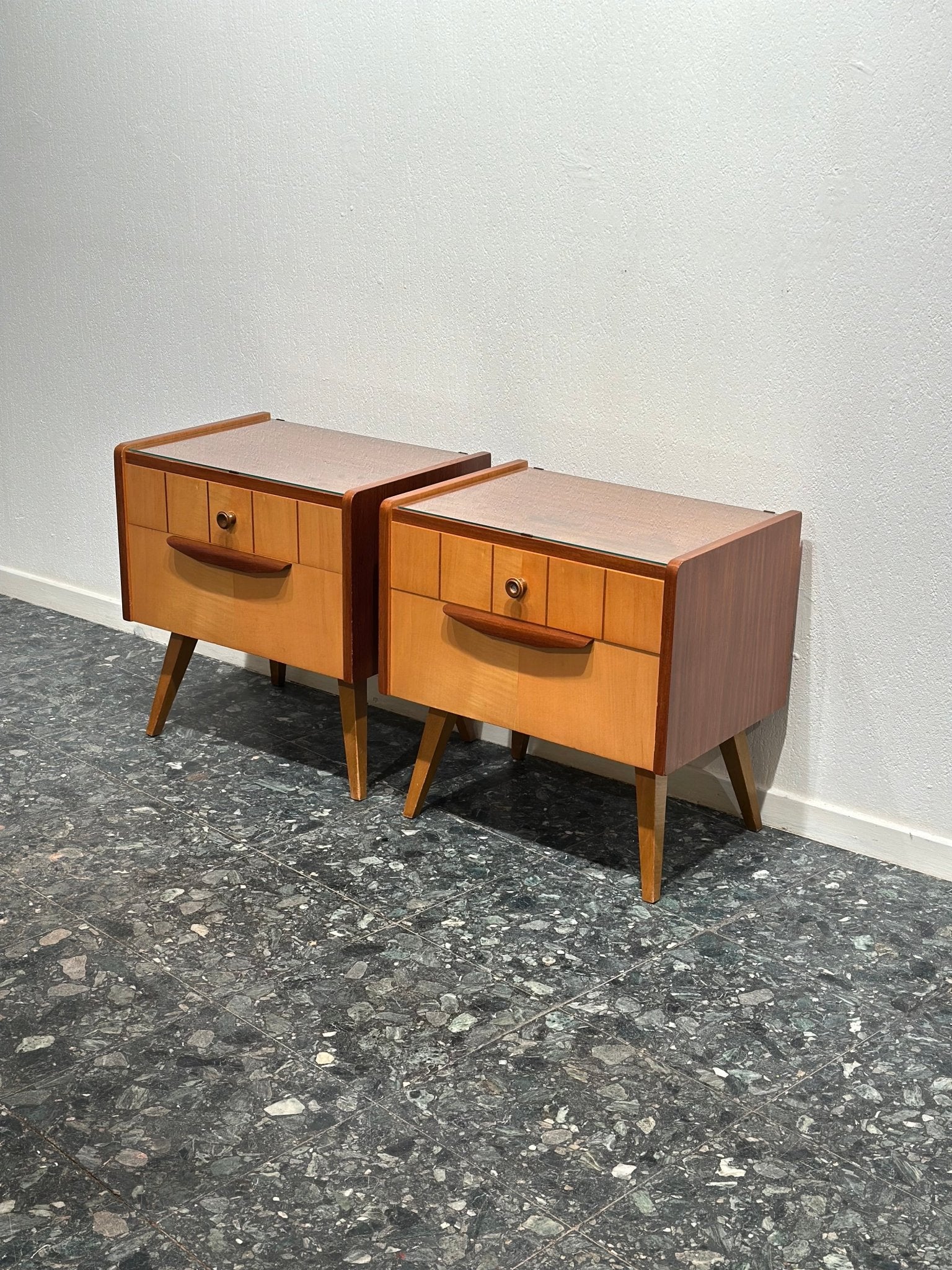 Set Vintage Retro Nightstands - Lattico