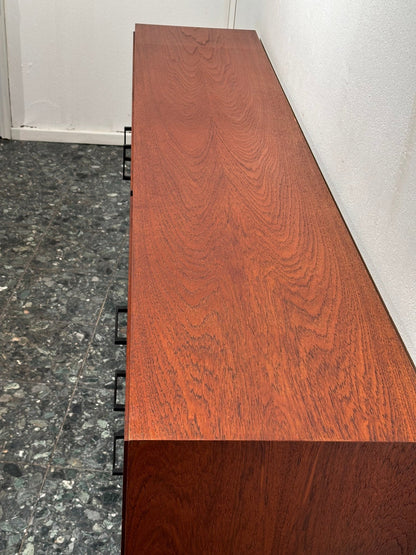 Vintage Minimal Sideboard - Lattico