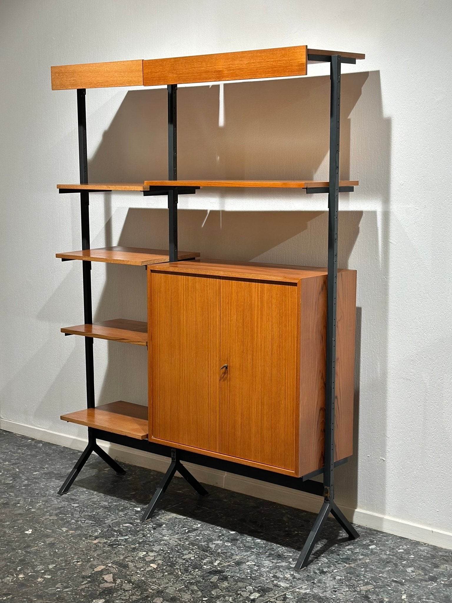 Midcentury Freestanding Modular Wall Unit - Lattico