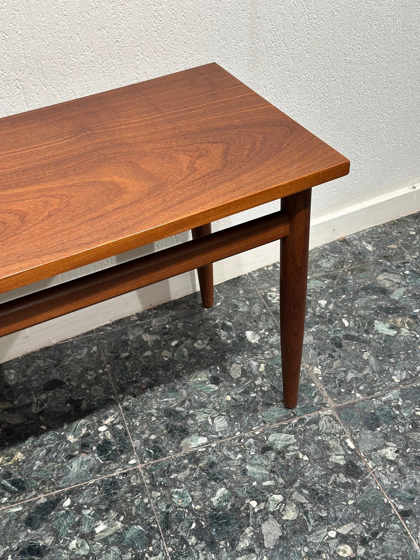 Elegant 1960s Dressing Table - Gossip Bench