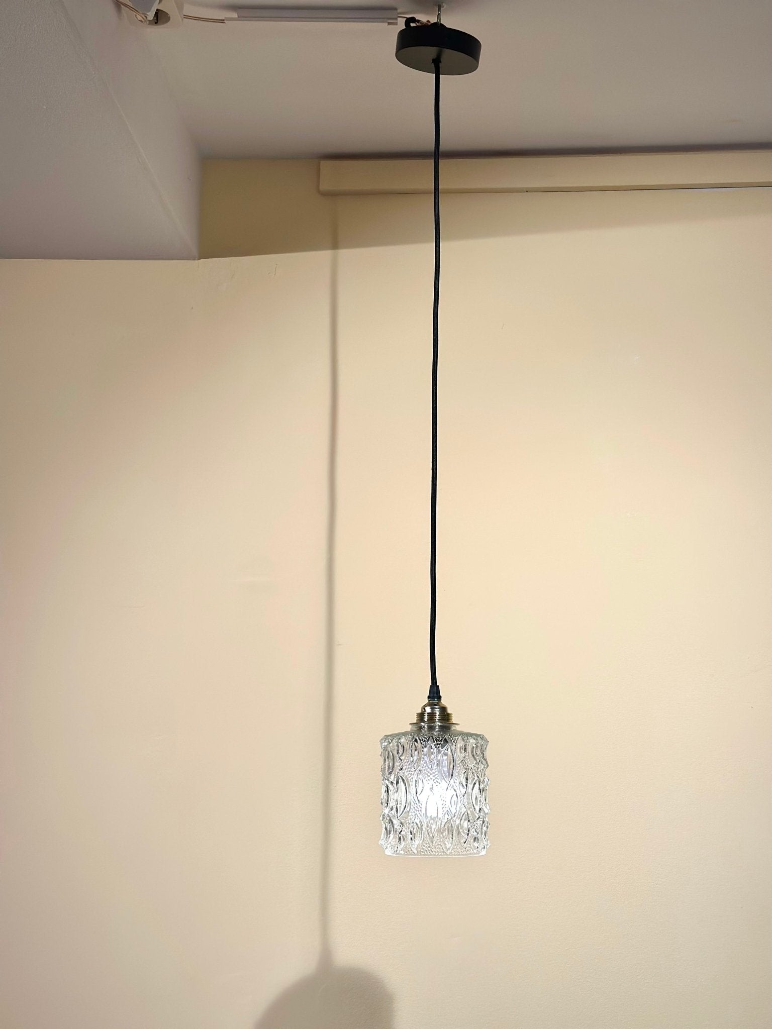 Vintage Glass Pendant Lamps - Lattico