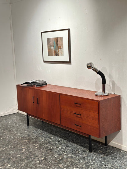 Vintage Minimal Sideboard - Lattico