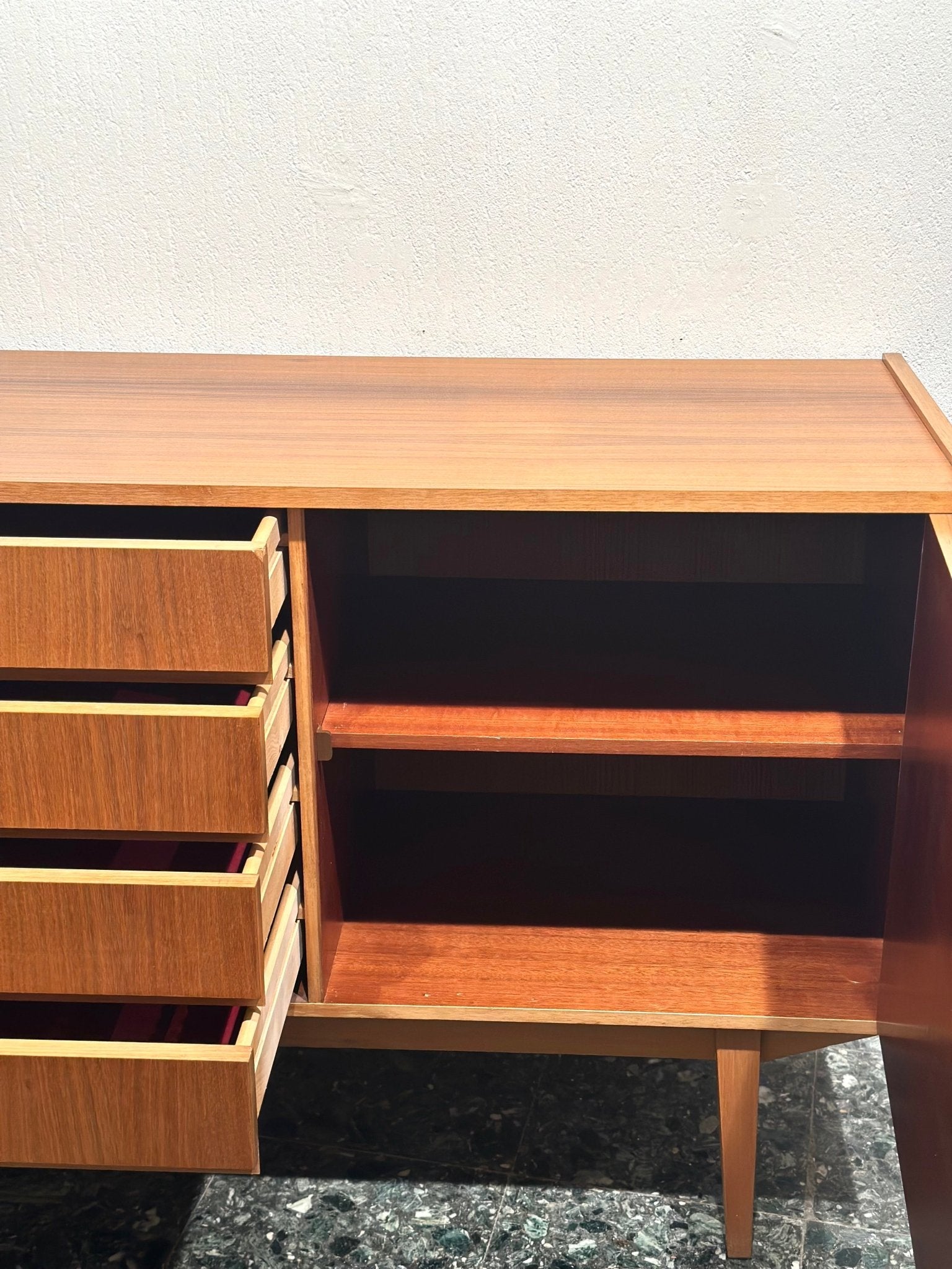 Vintage Minimal Sideboard - Lattico