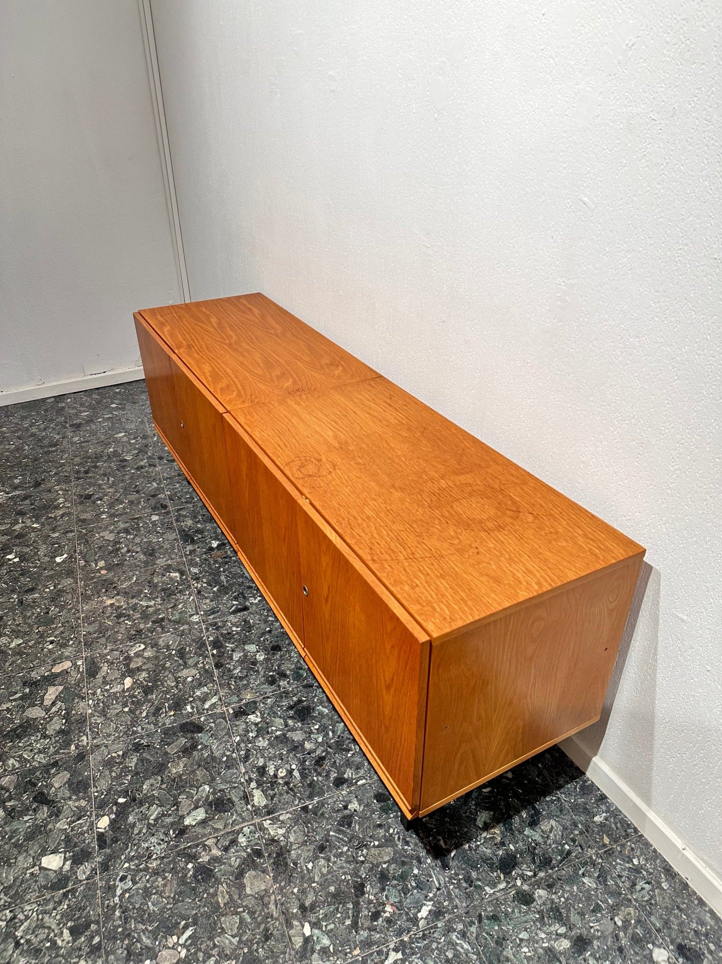 Midcentury Vintage Sideboard - Lattico