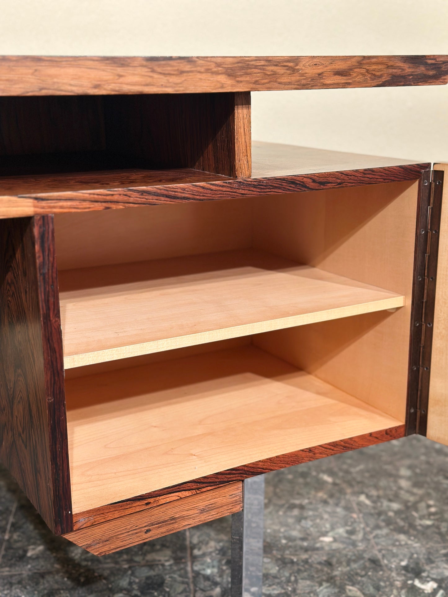 Lübke Rosewood Freestanding Executive Desk