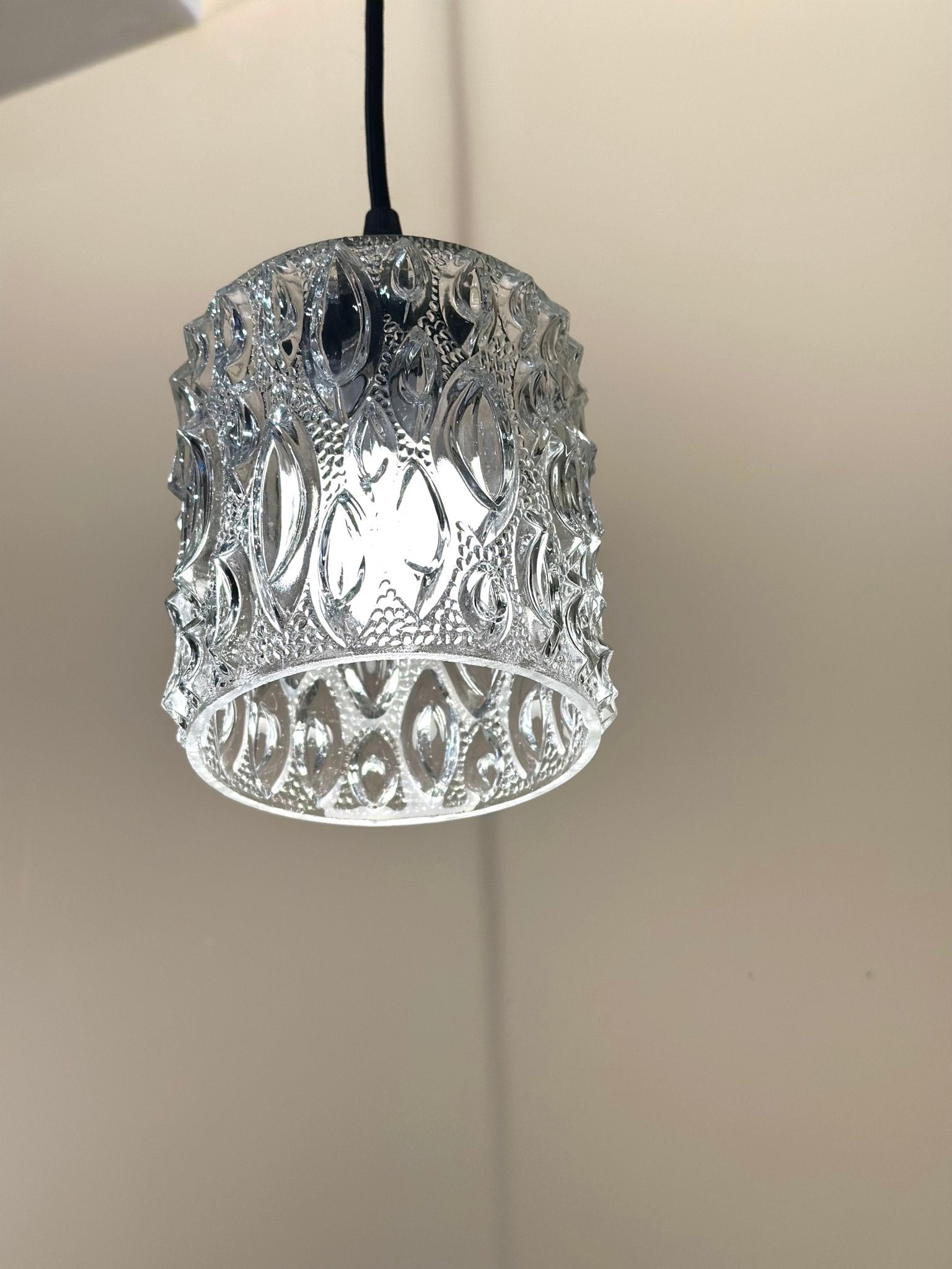 Vintage Glass Pendant Lamps - Lattico
