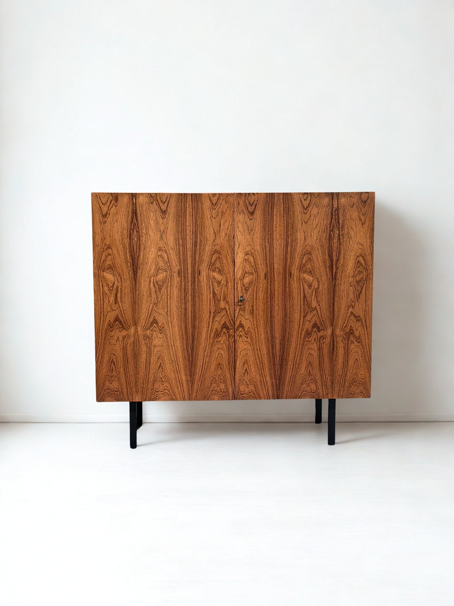 WK Möbel Rosewood Cabinet