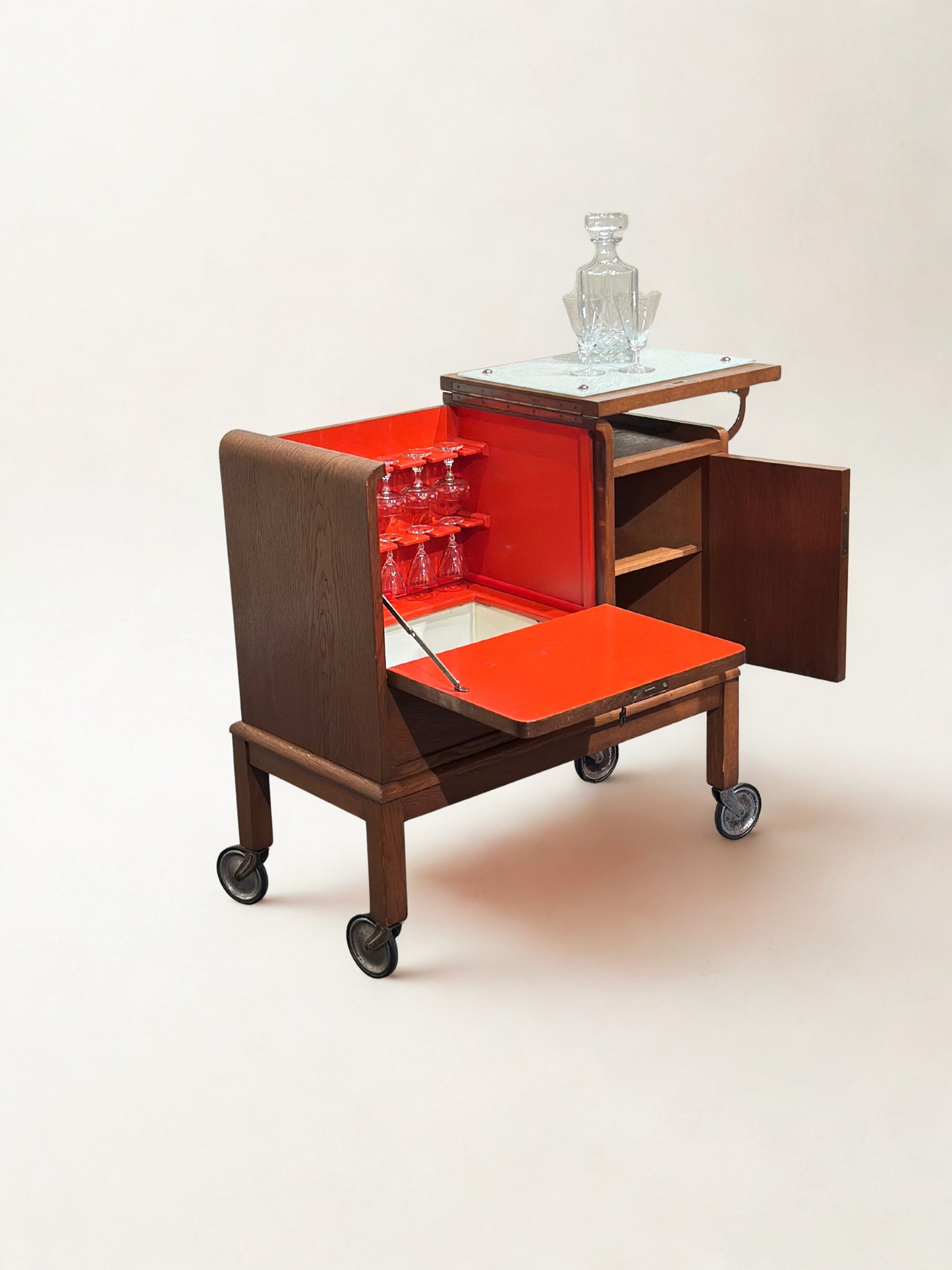 French cocktail cabinet / serving bar trolley