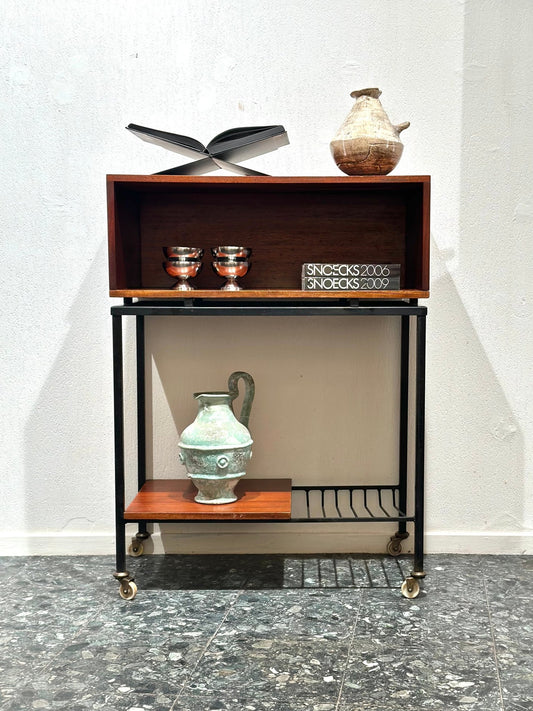 Vintage Side Table on wheels - Lattico