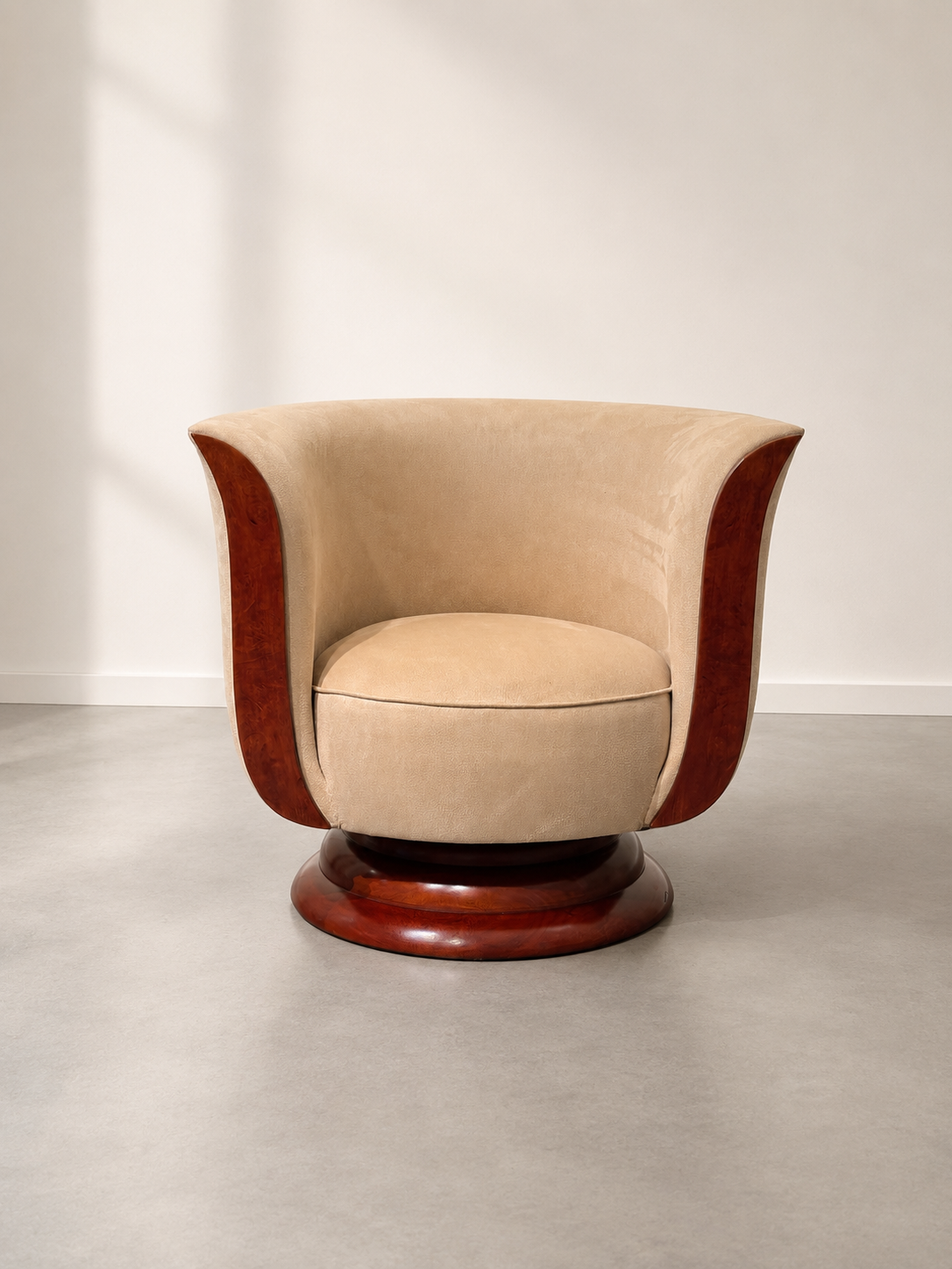 Paar Art Deco Tulip loungefauteuils – Hôtel Le Malandre