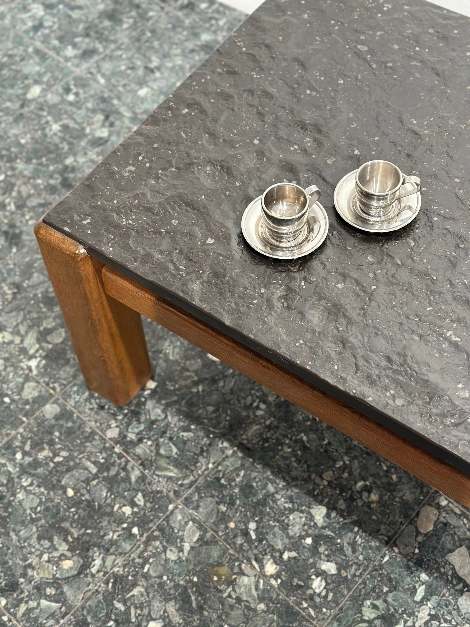 Brutalist Slate and Solid Wood Coffeetable - Lattico