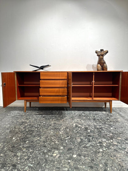 Midcentury Minimal Sideboard - Lattico