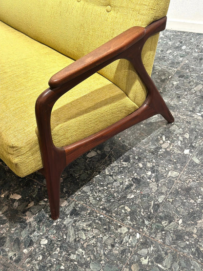 Vintage Green Scandinavian 3 - seater Sofa - Lattico